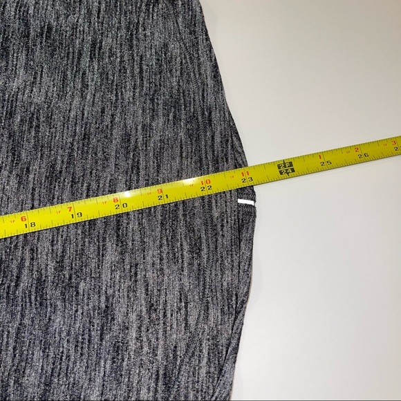 Lululemon Cardio Squad Tank II Heathered Black 6 - Picture 13 of 16